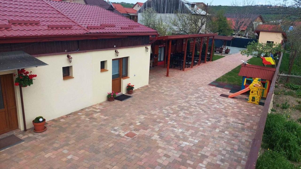 Hotel Casa Sol à Turda Extérieur photo