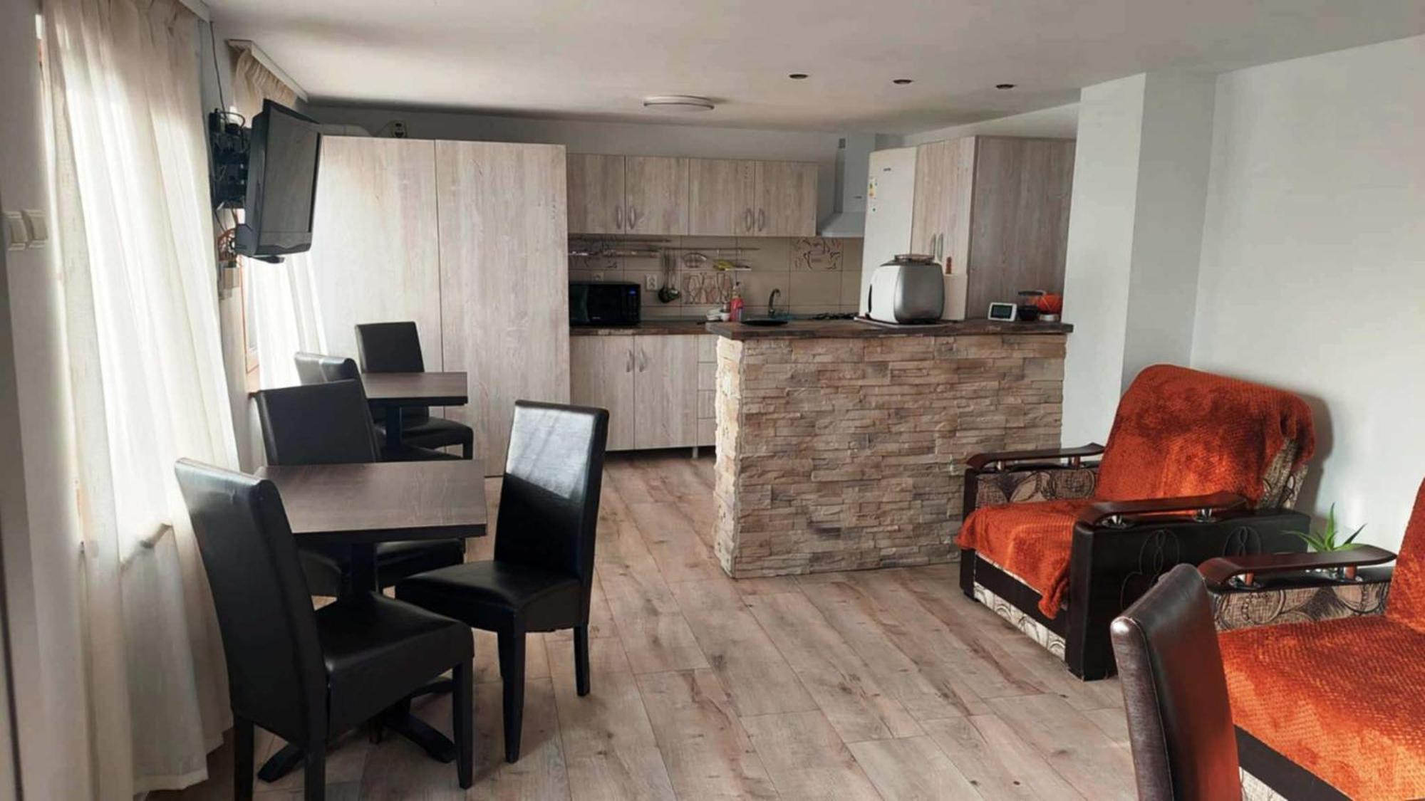 Hotel Casa Sol à Turda Extérieur photo