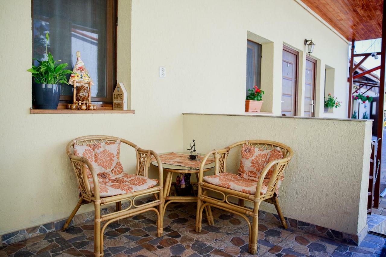 Hotel Casa Sol à Turda Extérieur photo