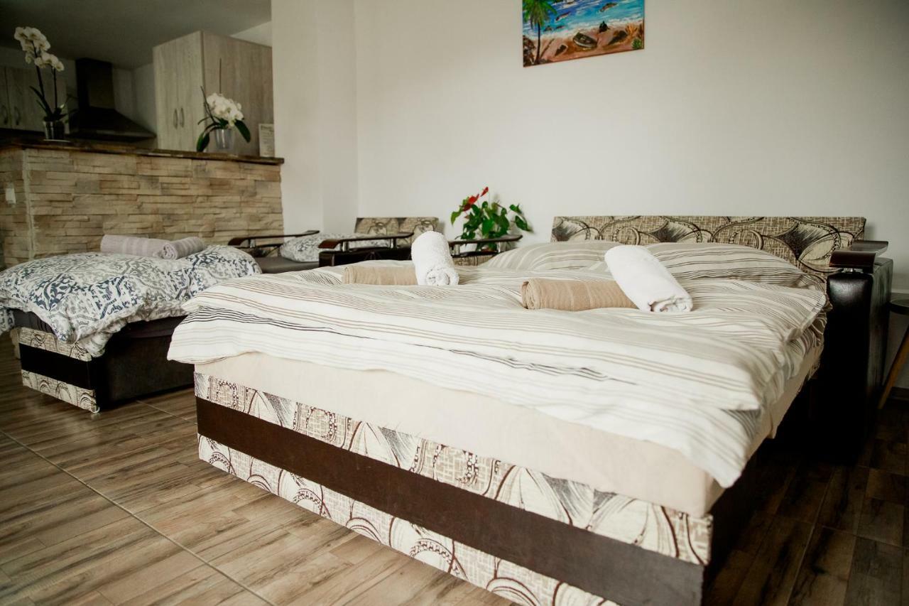 Hotel Casa Sol à Turda Extérieur photo